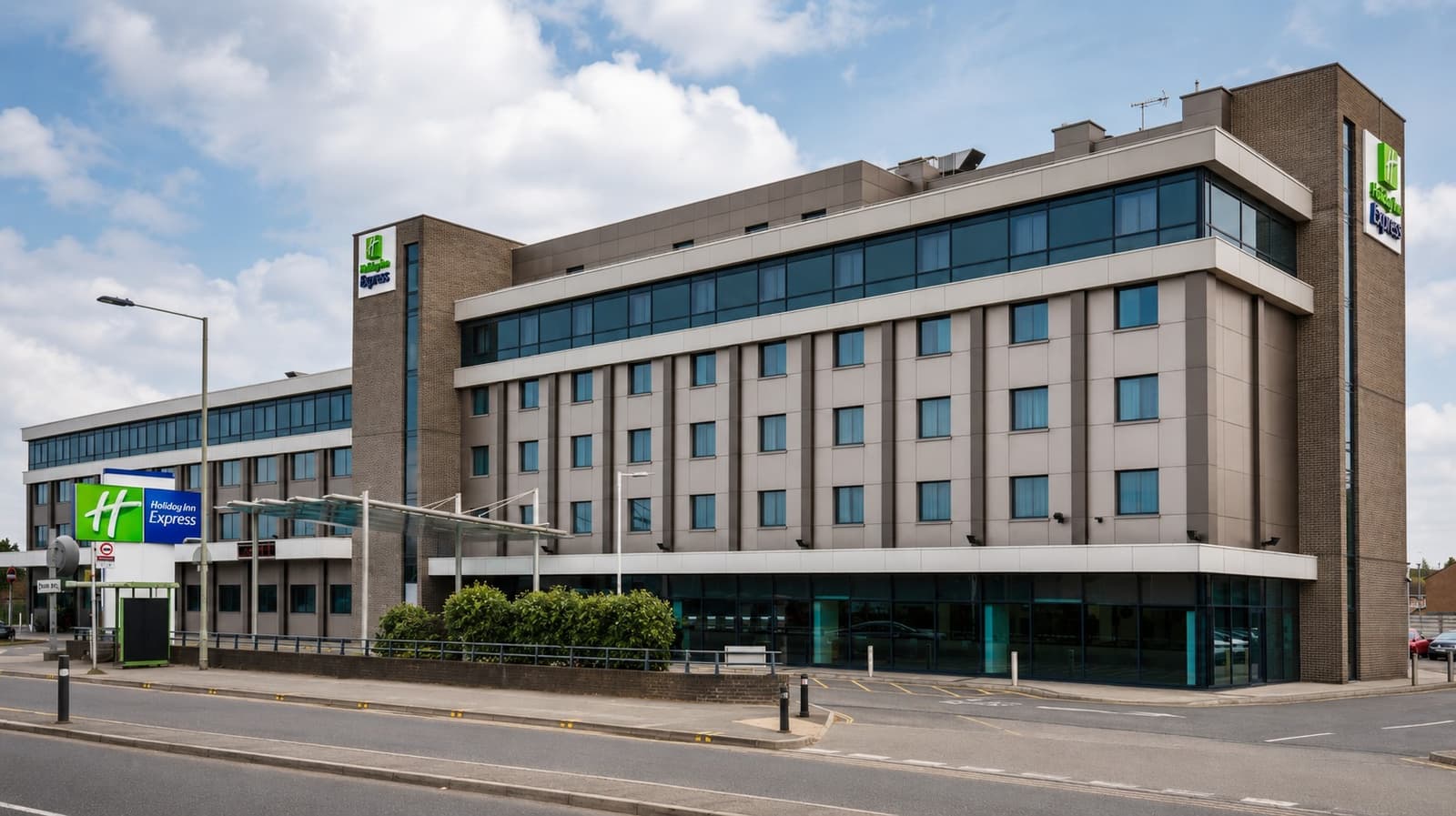 Holiday Inn Express London Heathrow