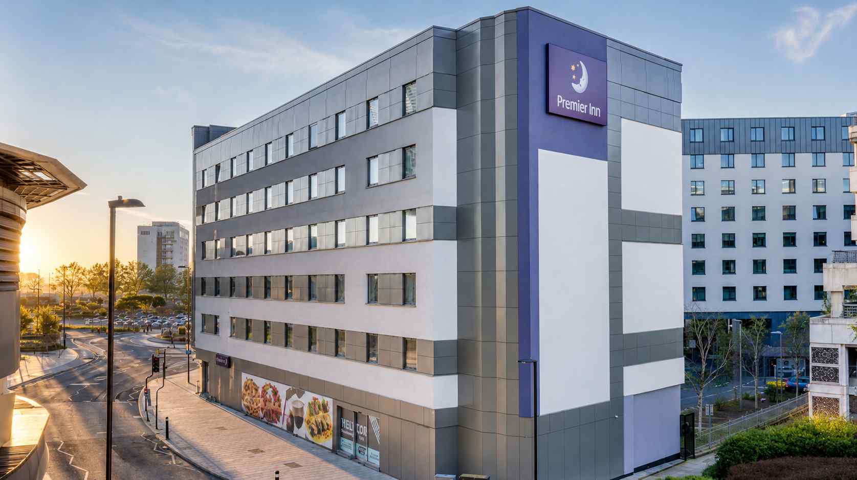 Premier Inn Southampton City Centre (West Quay)