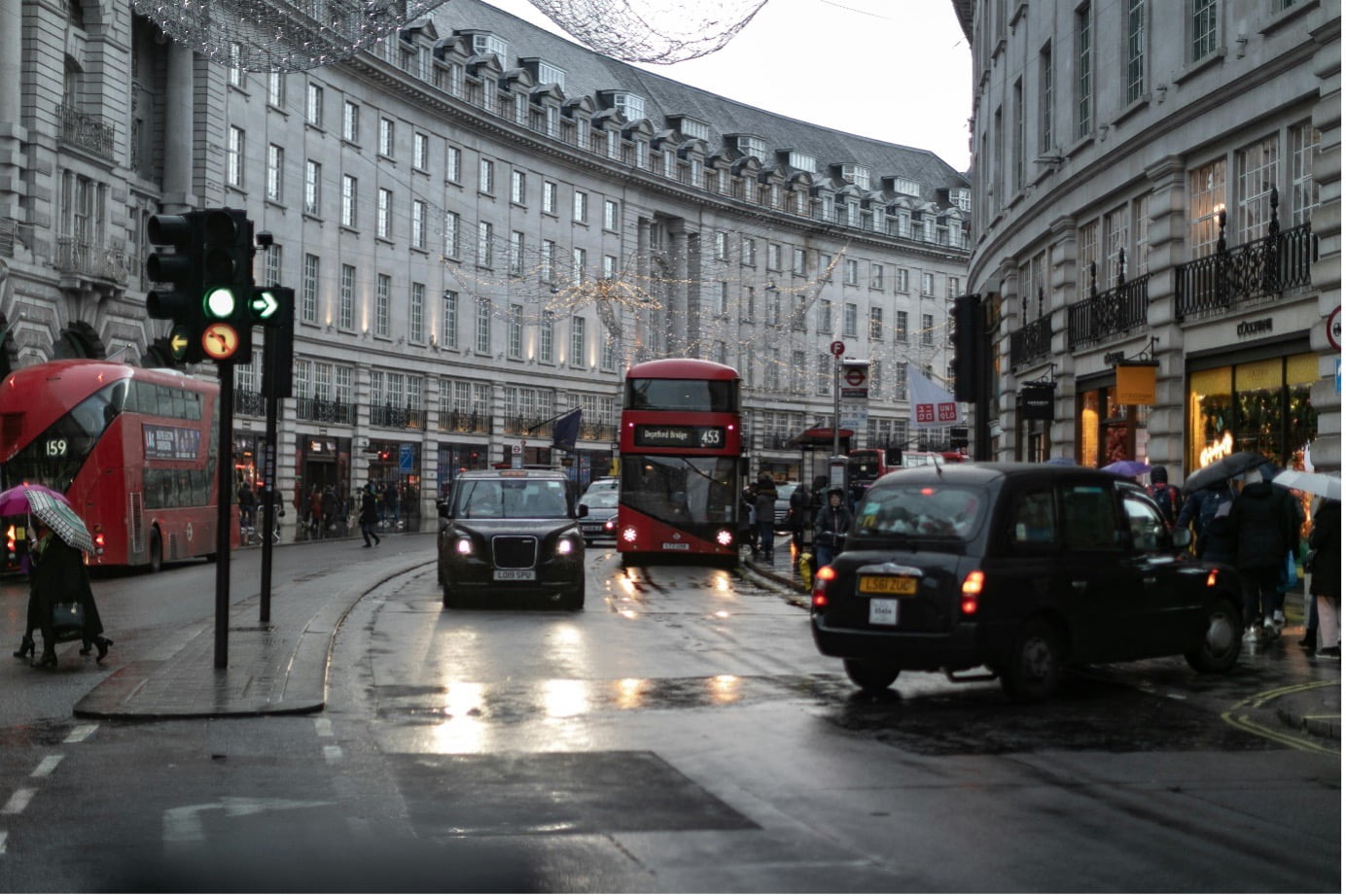 Comparing Airport Transfer Options Comparing Airport Transfer Options