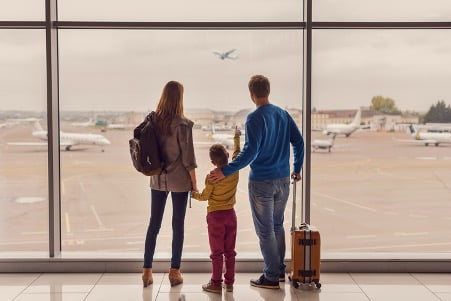 Travelling with Kids? A Guide to Airport Transfers Travelling with Kids? A Guide to Airport Transfers